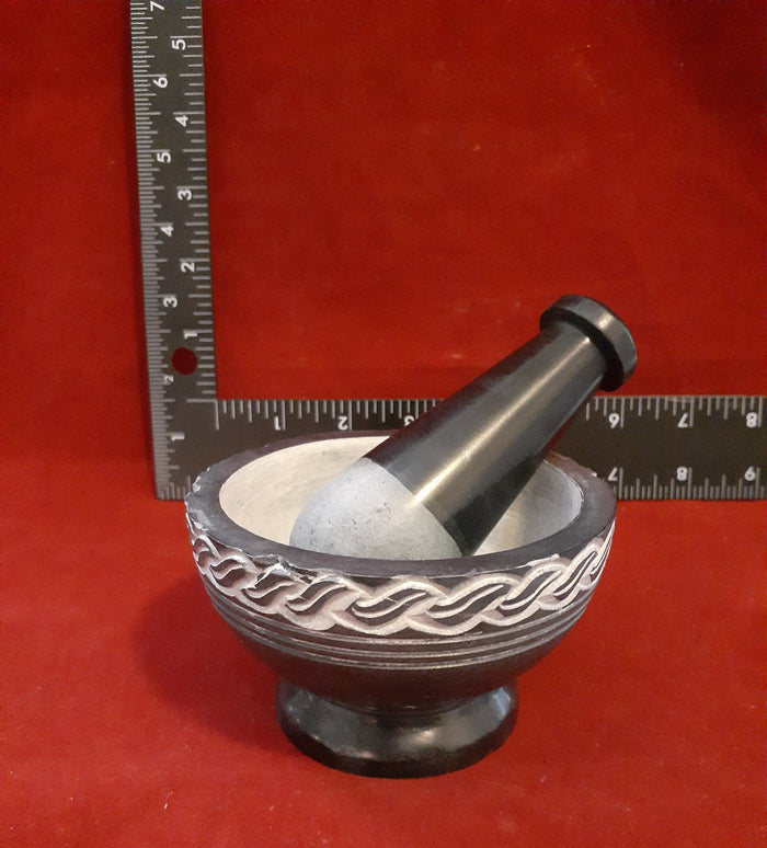 CELTIC KNOT MORTAR AND PESTLE