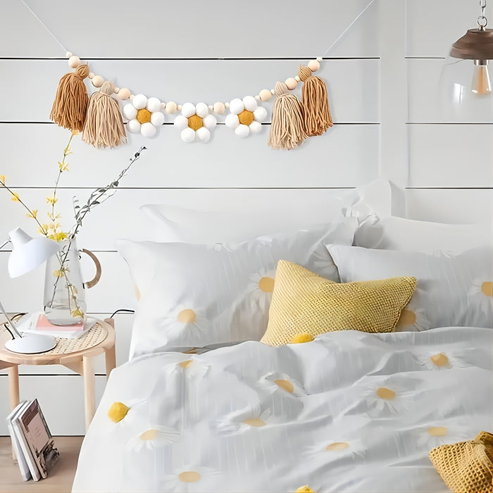 Daisy Fringe Garland - Cozy Nursery