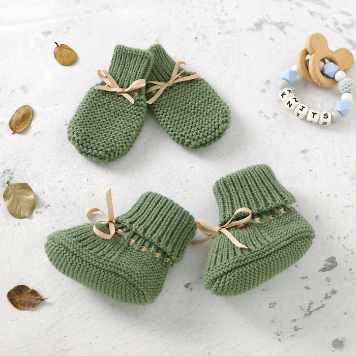 Knitted Newborn Boots Mitten Set - Cozy Nursery