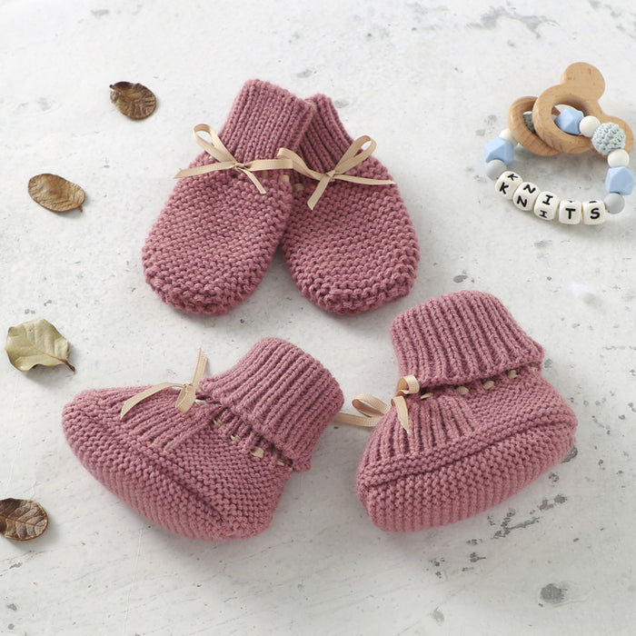 Knitted Newborn Boots Mitten Set - Cozy Nursery