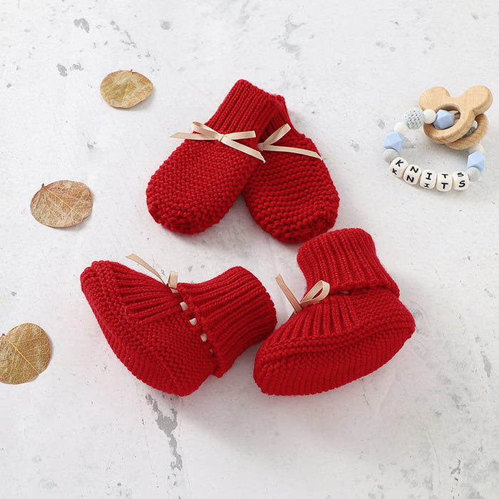 Knitted Newborn Boots Mitten Set - Cozy Nursery