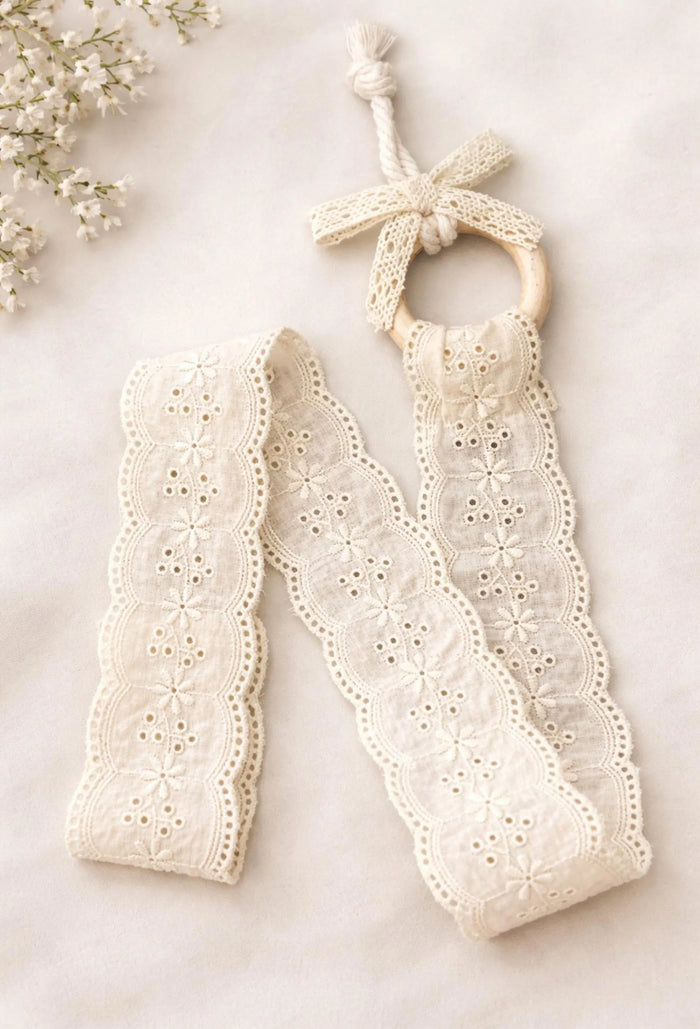 Lace Hair Clip Organizer – Vintage Baby Hair Clip Storage Holder with Wooden Ring & Ribbon Bow