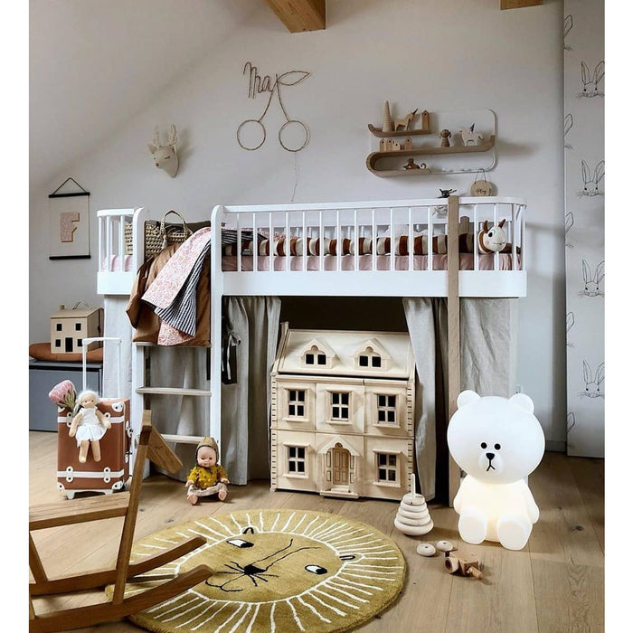 Lion Rug Nursery - Cozy Nursery