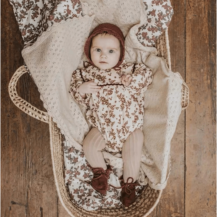 Newborn Baby Knitted Blanket - Cozy Nursery