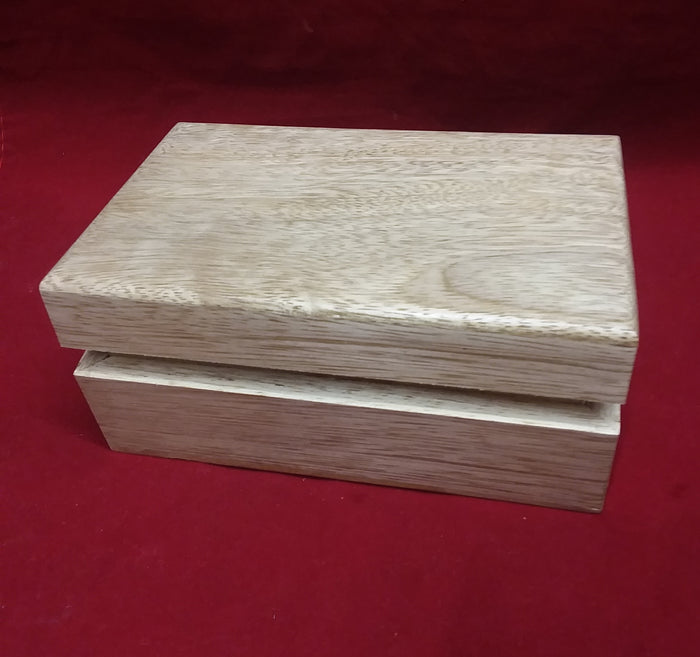 PLAIN WOODEN BOX 4X6