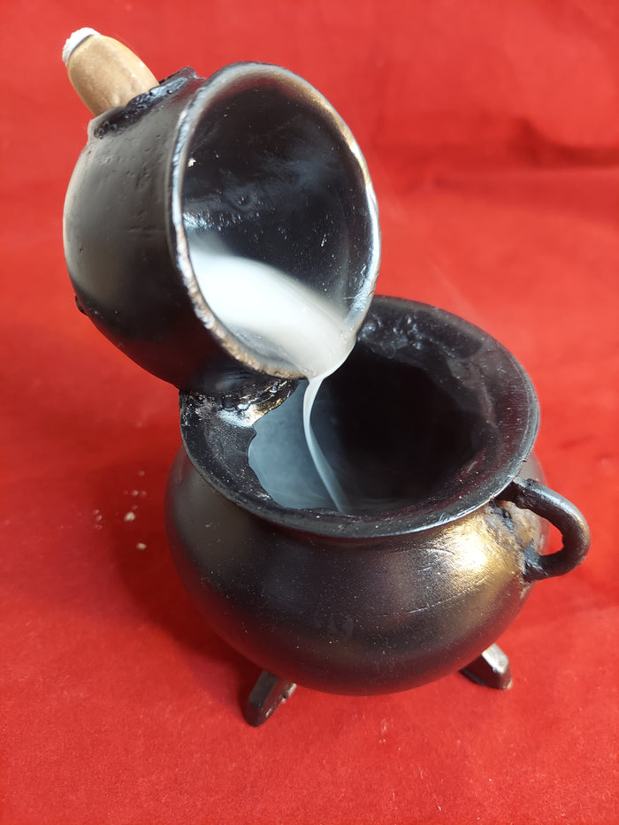 RESIN CAULDRON BACKFLOW INCENSE BURNER