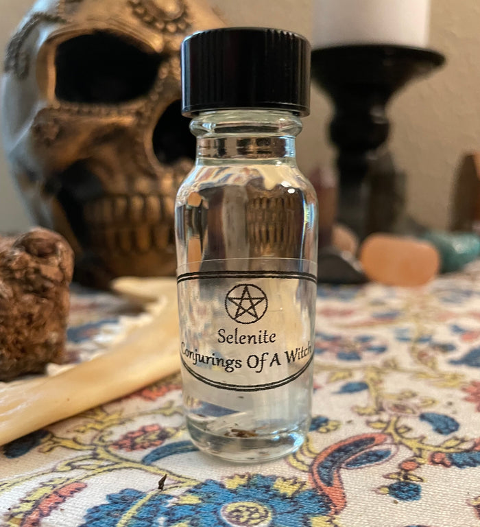 SELENITE OIL