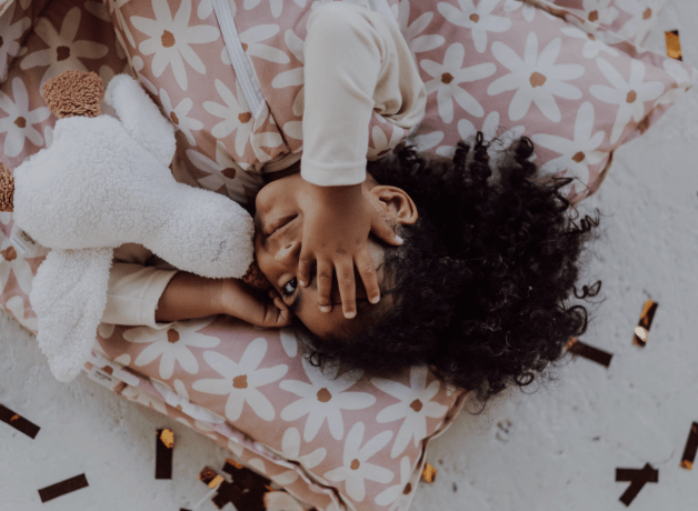 SLEEPING BAG WITH LEGS BLUSH DAISIES