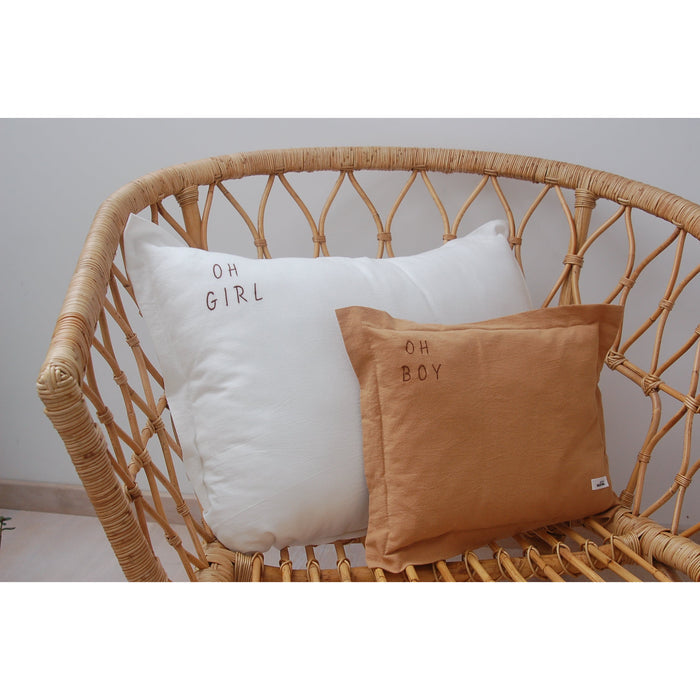 WASHED COTTON PILLOW "OH GIRL" - Cozy Nursery
