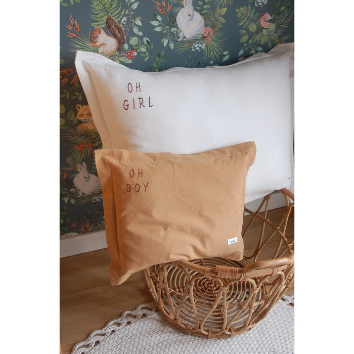 WASHED COTTON PILLOW "OH GIRL" - Cozy Nursery