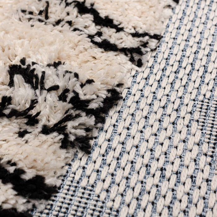 Zebra Rug - Cozy Nursery